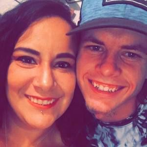 Meet your Posher, Cecilia